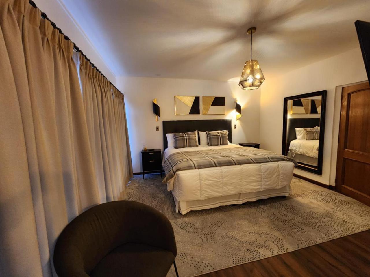 Hotel Gran Muso Los Angeles  Bagian luar foto